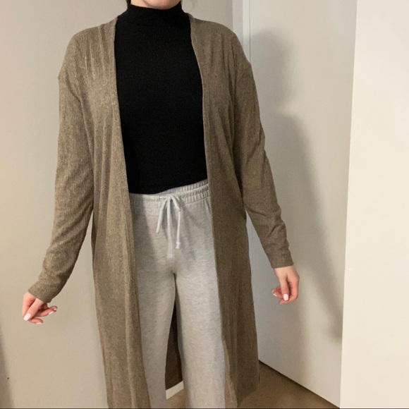 Forever 21 long cardigan - Picture 1 of 6